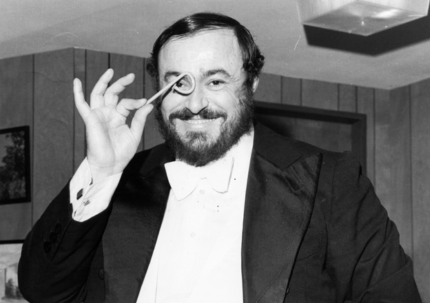 pavarotti-smile.jpg