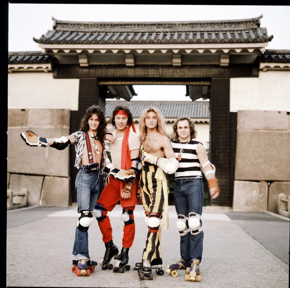 rock-stars-as-tourists-in-japan-1970s-80s-3.jpeg