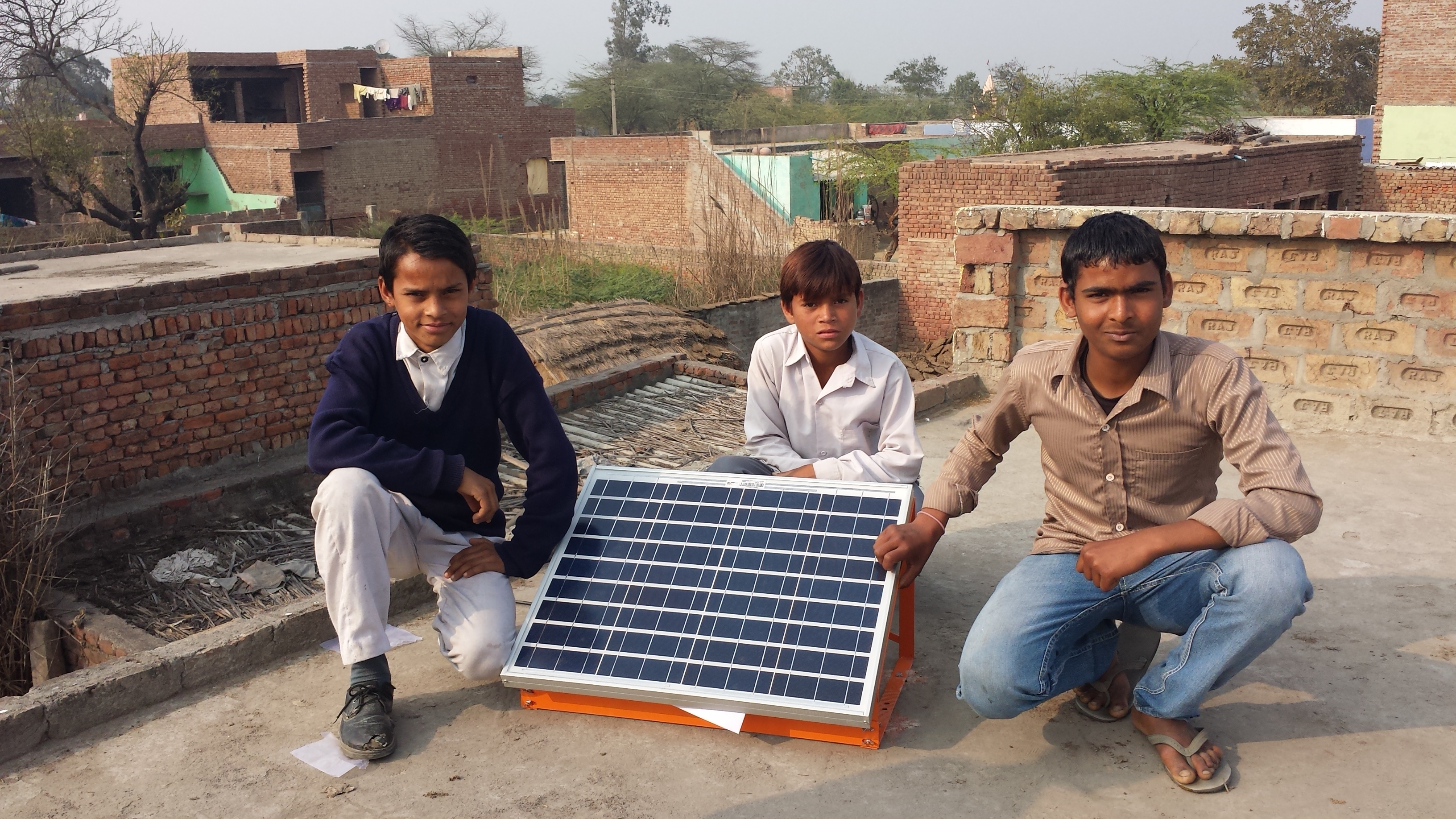 2014-03-25-india_solar.jpg