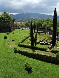 200px-arezzo-fortezza01_1361455659.jpg