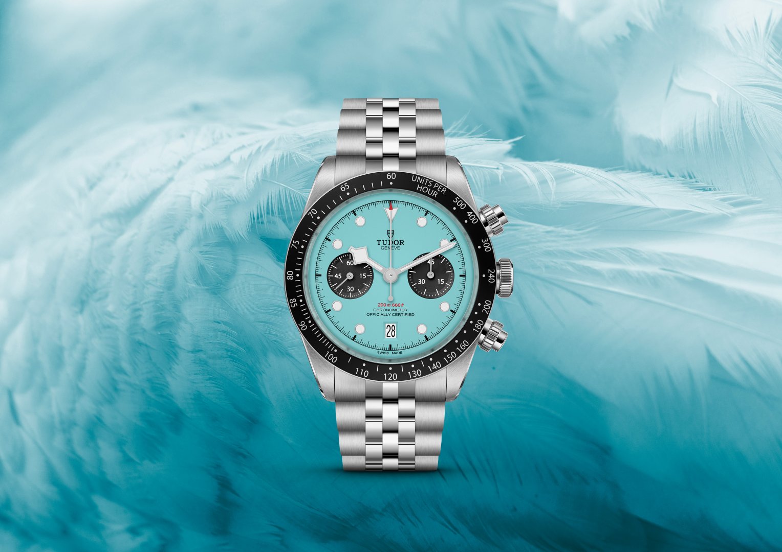 1-tudor-black-bay-chrono-flamingo-blue-karora-637adb77064c2585a7990f0dff16d164.jpg