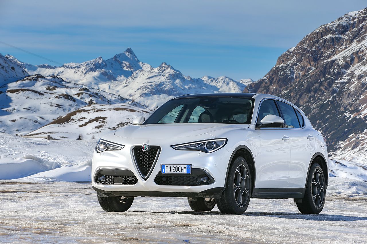 170227_alfa-romeo_stelvio_04.jpg