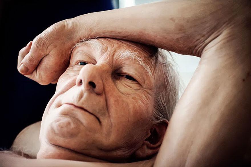 Ron Mueck (7).jpg