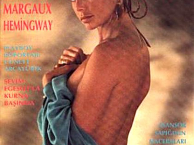 Margaux Hemingway (1990.05. Playboy)