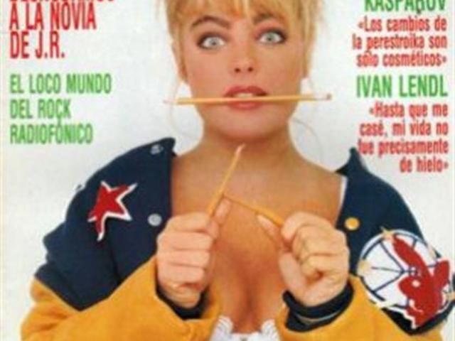 Erika Eleniak (1990.02. Playboy)
