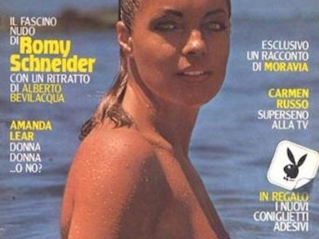 Romy Schneider (1980.08. Playboy)