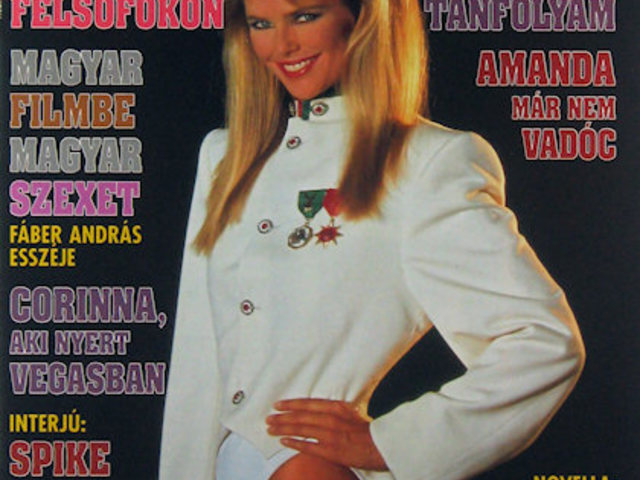 Christie Brinkley (1992.01. Playboy)