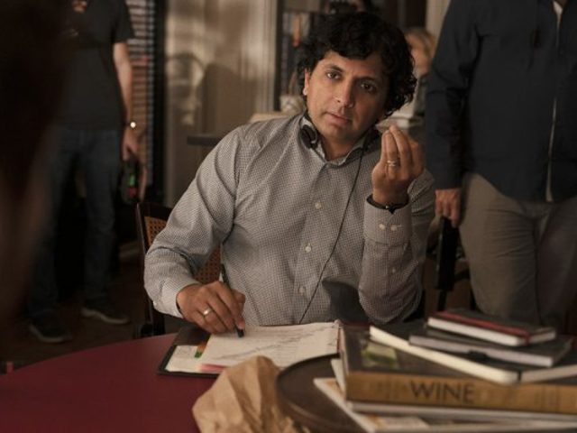 M. Night Shyamalan is nekiment a Warner-nek