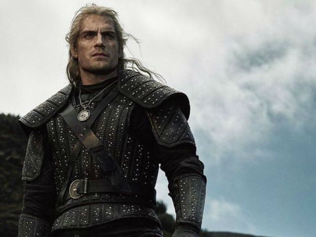 Henry Cavill sérülése sem állítja le a Vaják 2. forgatását