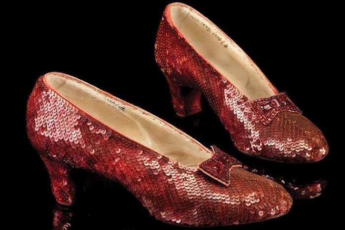 judy-garland-ruby-red-slippers1.jpg