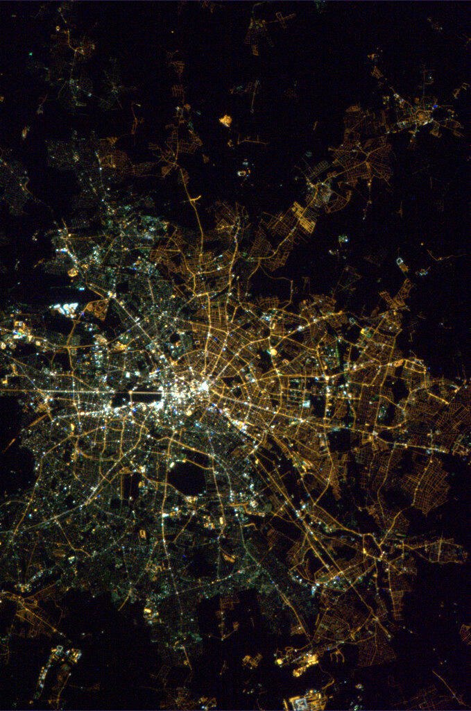 east-west berlin.jpg