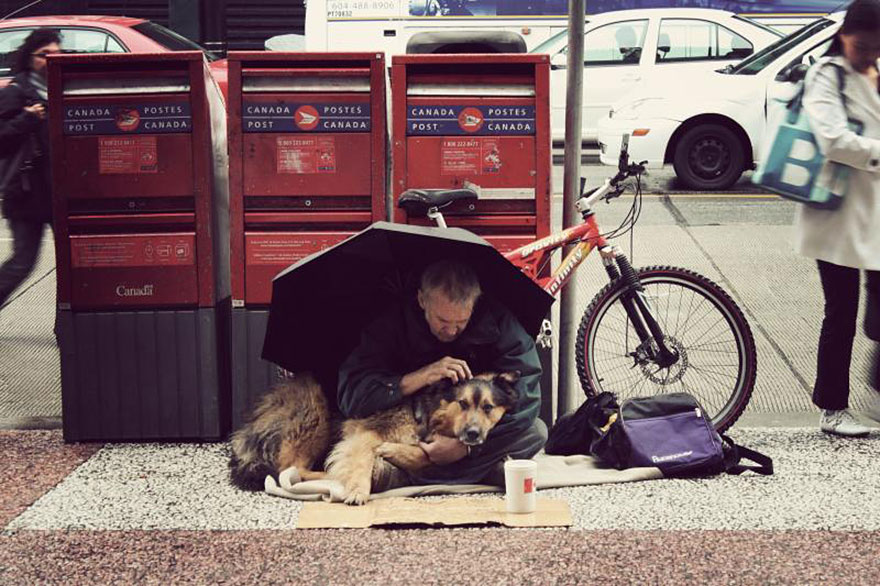 homeless-dogs-and-owners-27.jpg