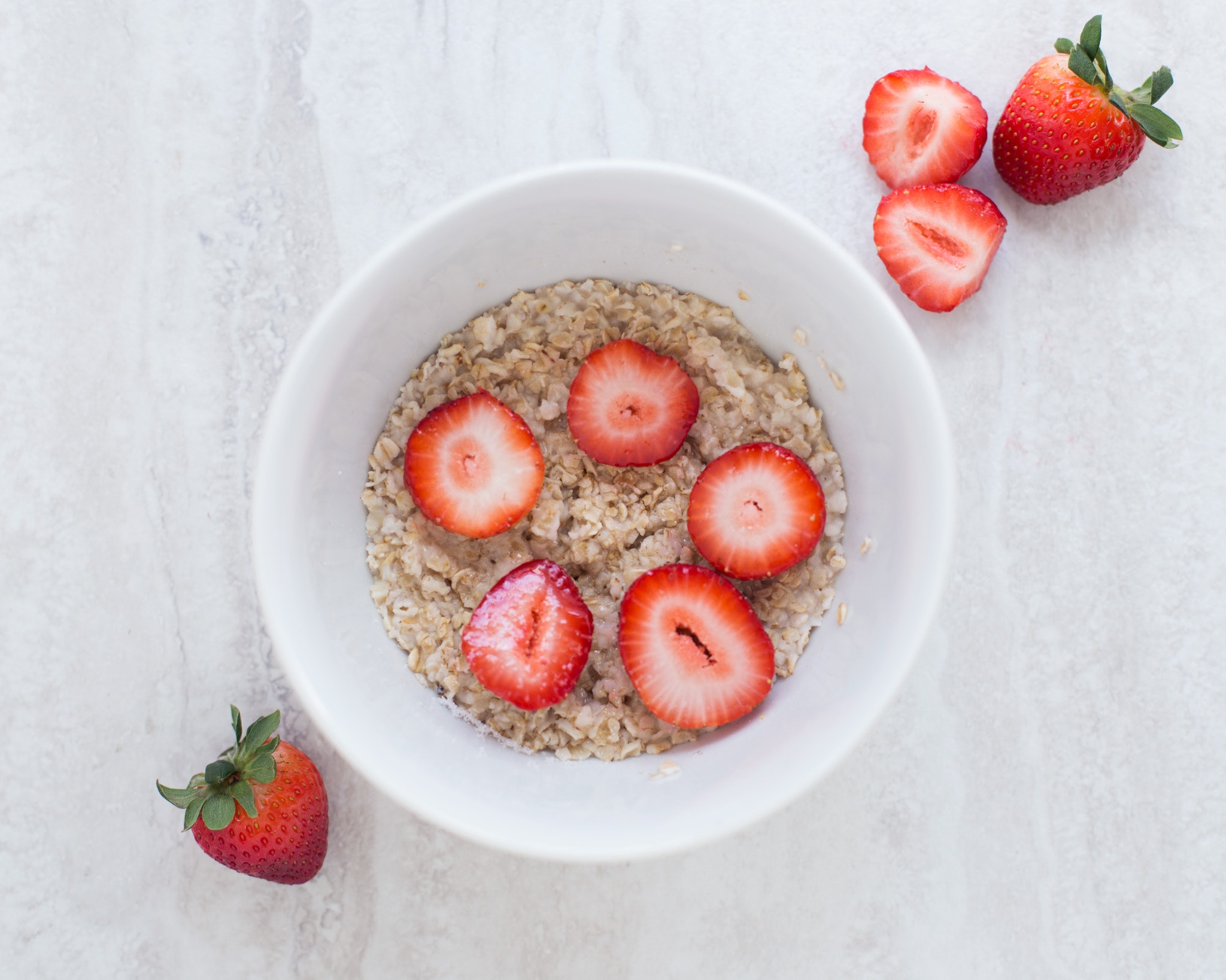 berries-bowl-breakfast-90894.jpg