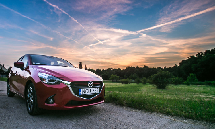 Mazda 2 - Elindulni nélküled, na még mit nem!