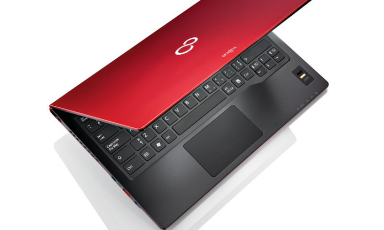 Fujitsu Lifebook U772 Red - Egy csinos kis piros munkatárs