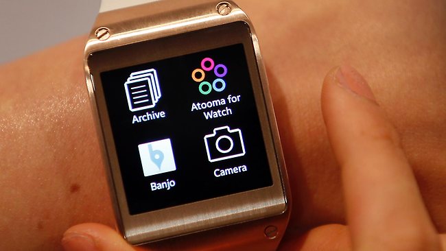 032059-samsung-galaxy-gear-smartwatch.jpg