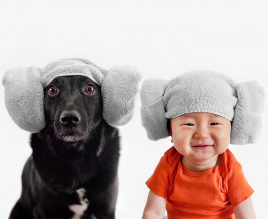 Mother-Takes-Adorable-Portraits-of-Her-10-Month-Old-Baby-and-Their-Rescue-Dog-004-550x450.jpg