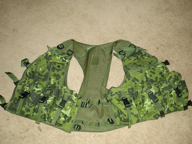 danish_m84_pattern_vest.jpg