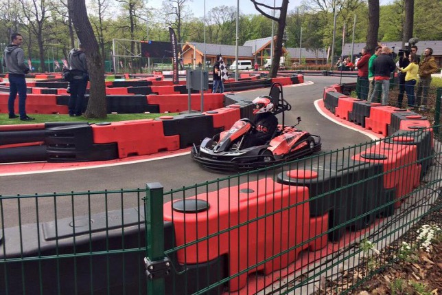 20160413sztar-gokart.jpg