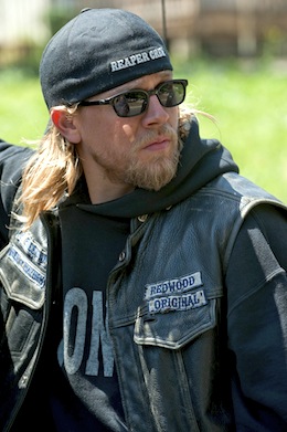 Sons_of_Anarchy_Charlie_Hunnam_2.jpg