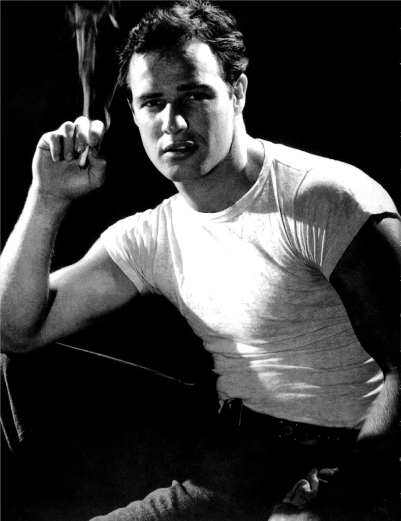 marlon-brando-picture-a-streetcar-named-desire-smoking-photo.jpg