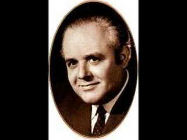 Liszt: Szerelmi álmok  előadja: Réti József