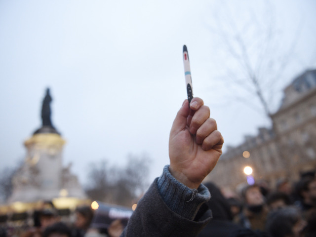 Szőnyi Szilárdnak továbbra sincs igaza a Charlie Hebdo ügyében