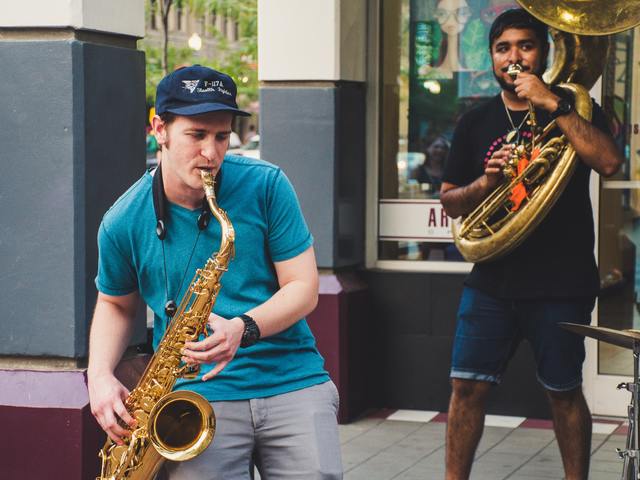 Mi szóljon a karanténban? - Klasszikusok kezdő jazz hallgatóknak (lejátszási listával)