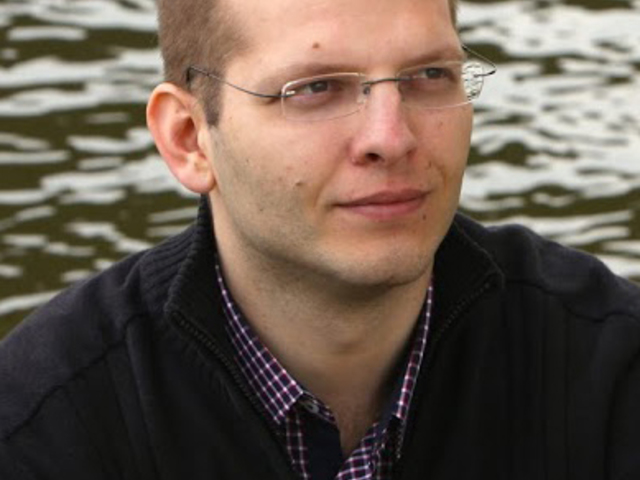 „Fontos, hogy gondolkodjunk arról, hogy hogyan oktatunk, hogyan tudunk jól tudást átadni.” – Interjú Király Gáborral