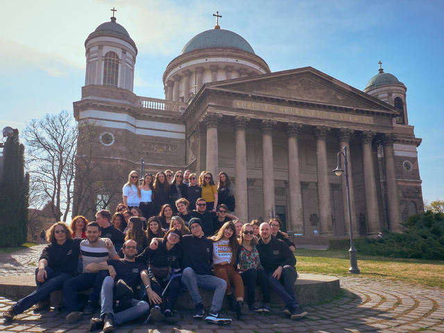 Színes információbonbonok és közös alkotás