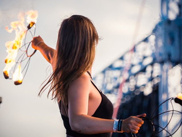 Hogyan lehetnének fenntarthatóbbak a hazai nagy fesztiválok? – Zöldülés az OTDK-győztes Czillahó Krisztinával