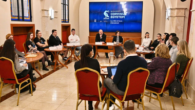 A tehetséggondozás magasiskolája – beszélgetés az Illyés Gyula Program résztvevőivel