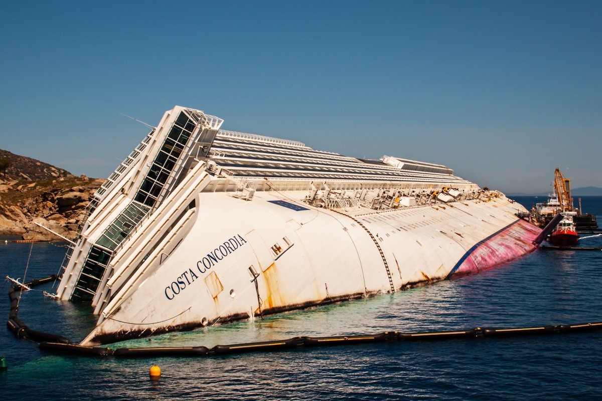 costa_concordia_120719.jpg