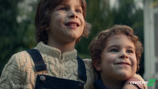 Elgondolkodtató karácsonyi reklámfilm a Telekomtól