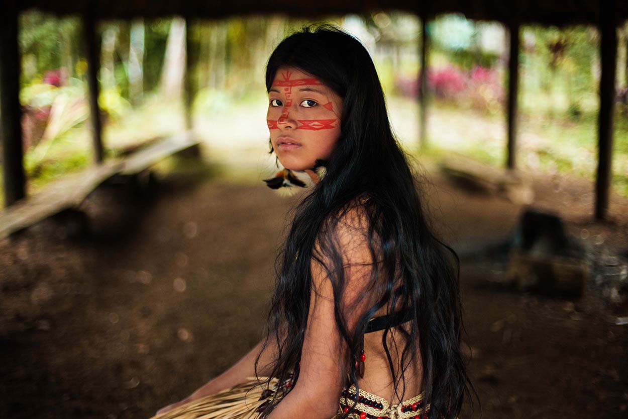 kichwa-woman-in-amazonian-rainforest.jpg