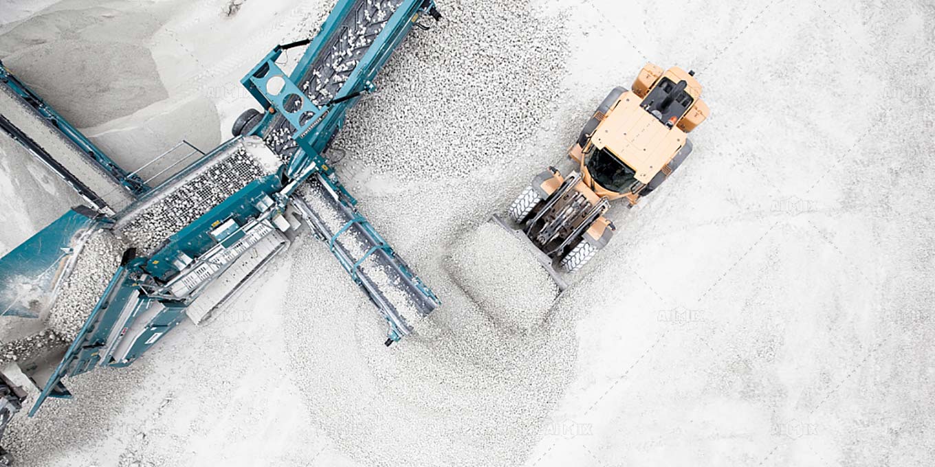 mobile_crushing_plant_for_sand_and_aggregate_production.jpg