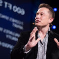 Elon Musk a Twittert átnevezte X-re