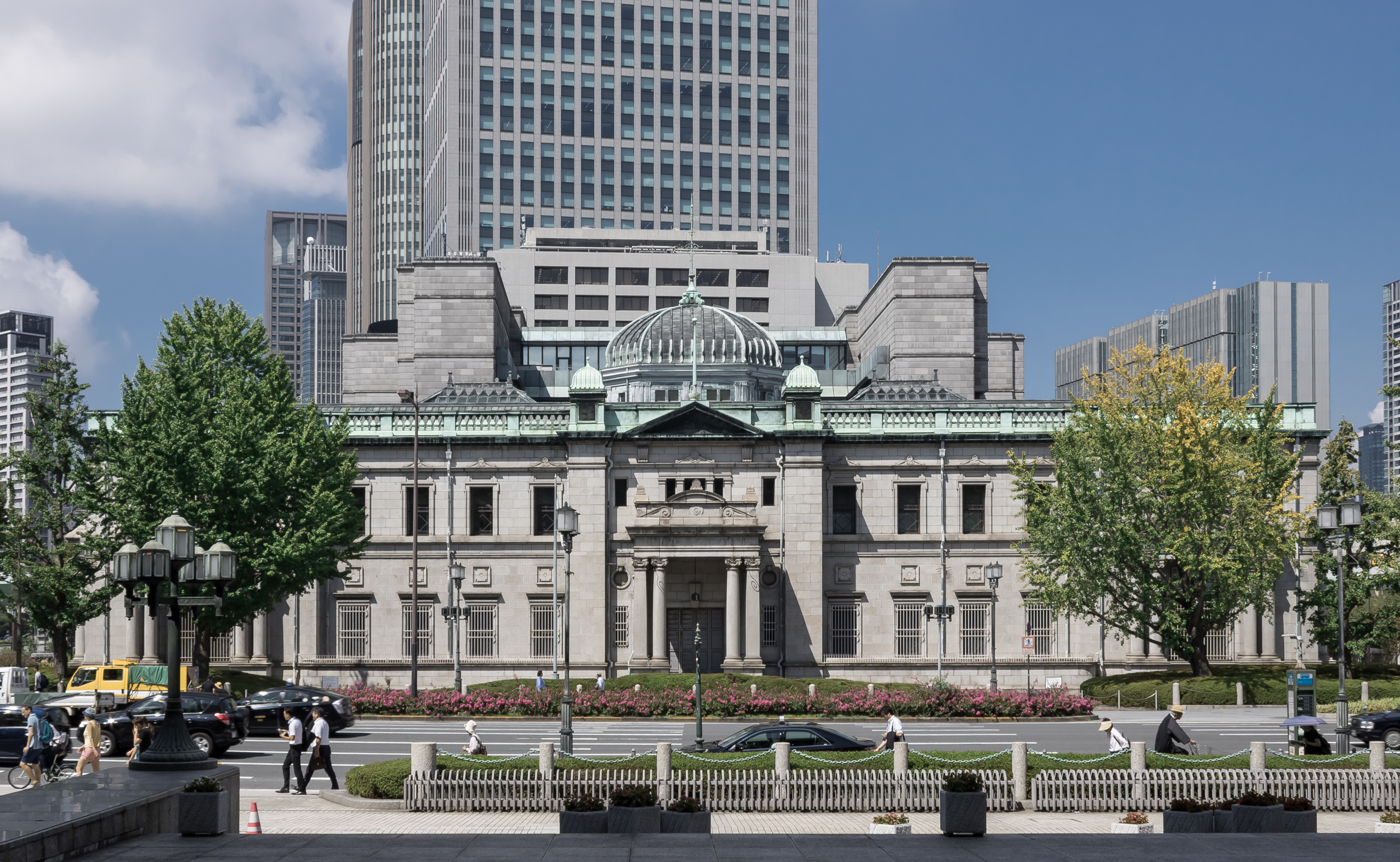 bank_of_japan_osaka.jpg