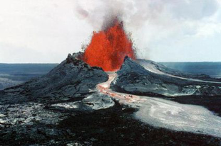 ISMÉT KITÖRT A HAWAII KILAUEA VULKÁN