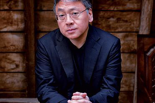 STOCKHOLM: KAZUO ISHIGURO ANGOL ÍRÓ KAPJA AZ IRODALMI NOBEL-DÍJAT