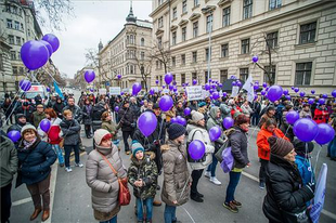 BUDAPEST: TÜNTETÉS A MAGYAR EGÉSZSÉGÜGYÉRT!