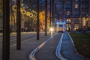 ELINDULT AZ ADVENTI "FÉNYVILLAMOS" BUDAPESTEN