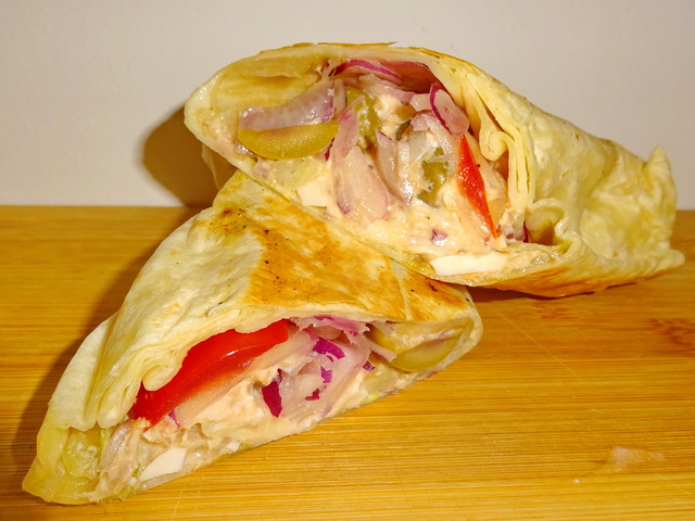 Tonhalas tortilla tekercs a Don Pepe augusztusi kínálatában