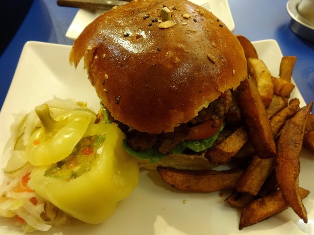 A W35 szezonális ajánlata: Manga Burger