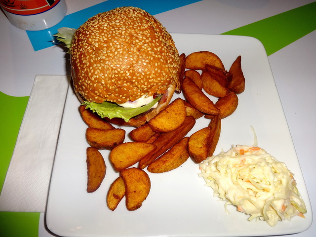 Burger Mustra #106 - Tequila Taverna, Siófok