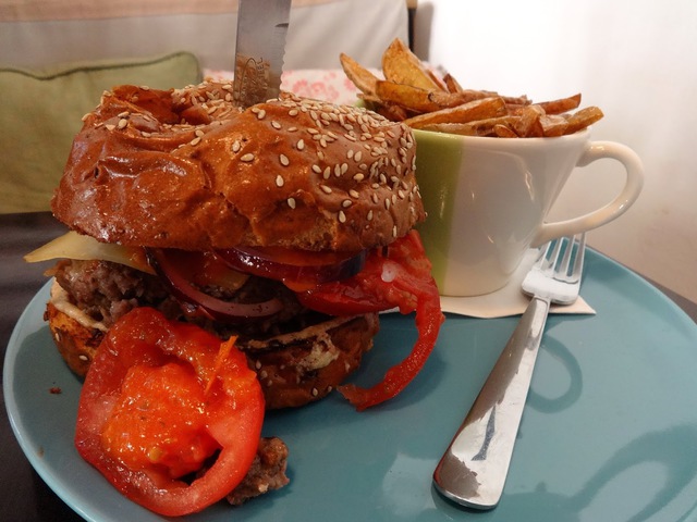 Burger Mustra #38 - Fricska, Veszprém