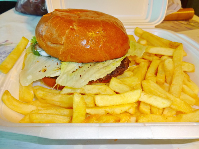 Burger Mustra #141 - Chris Pizza, Budapest
