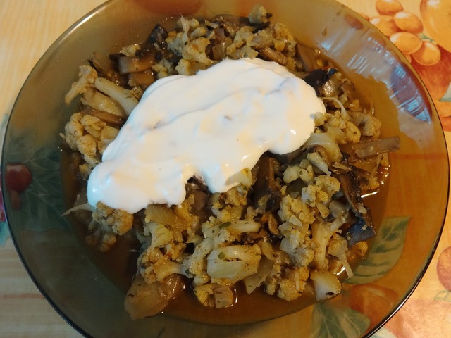Gombás karfiolpörkölt