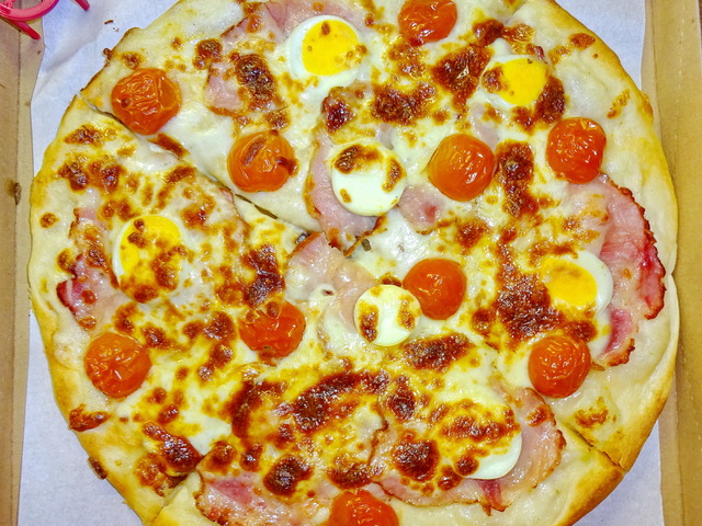 Ilyen egy igazi húsvéti pizza a Don Pepénél!