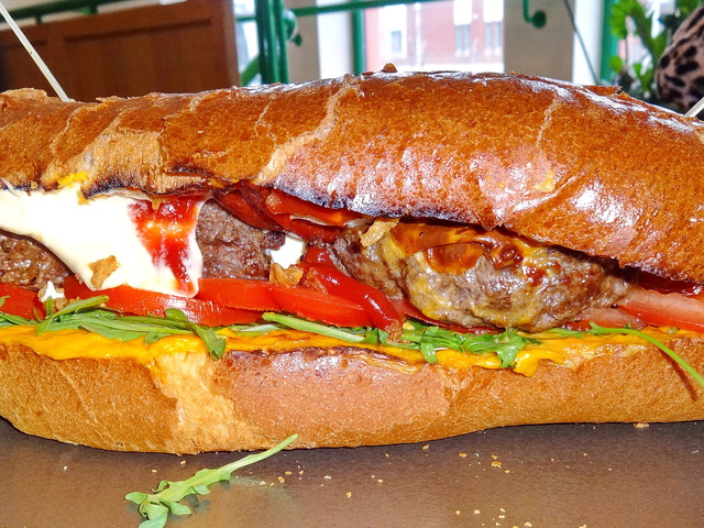 HamHotBurDogger - hamburger és hot dog brutális összeolvadása a Don Pepénél